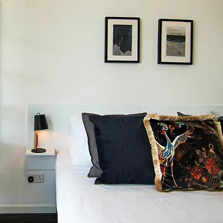 Apartment Phaedrus Living: Luxury 509 *